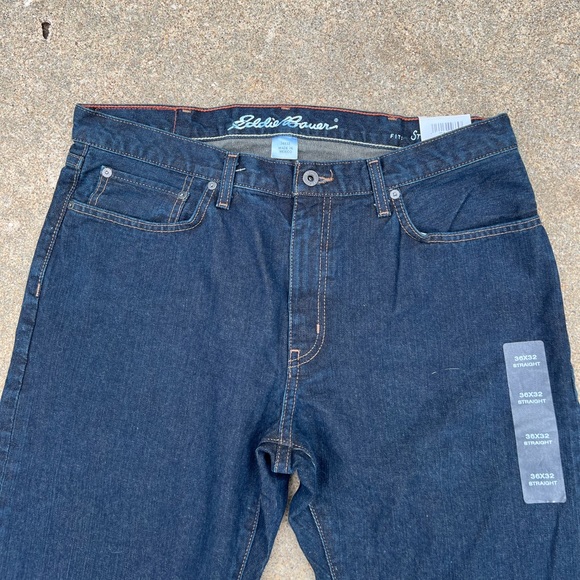 Eddie Bauer Mens Straight DK Indigo Denim Jeans - Picture 5 of 11